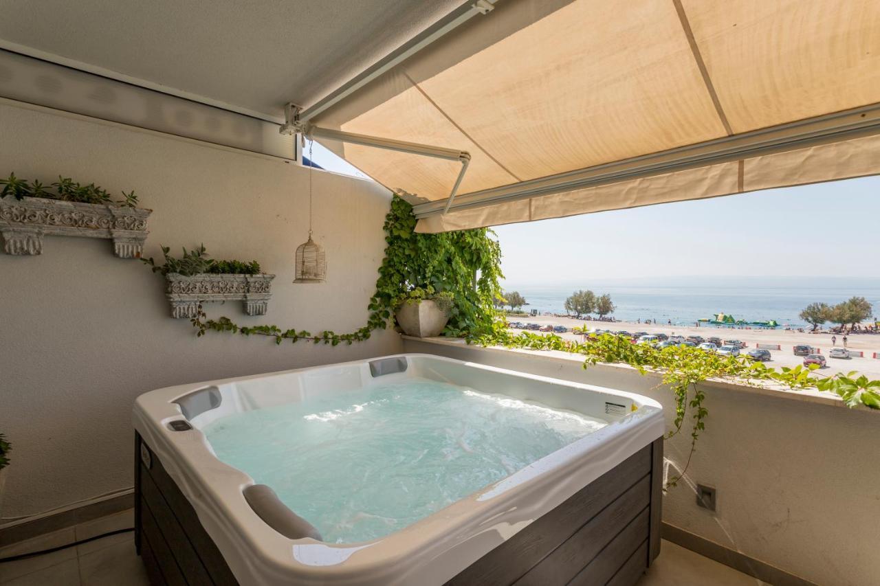 Velebis Superior Apartment - Luxurious One-Room Apartment With Jacuzzi - Prestigious Location By The Sea In The New City Center Of Znjan - Panoramic View Of The Sea And Islands - Free Garage Parking - Buralux Properties Split Buitenkant foto