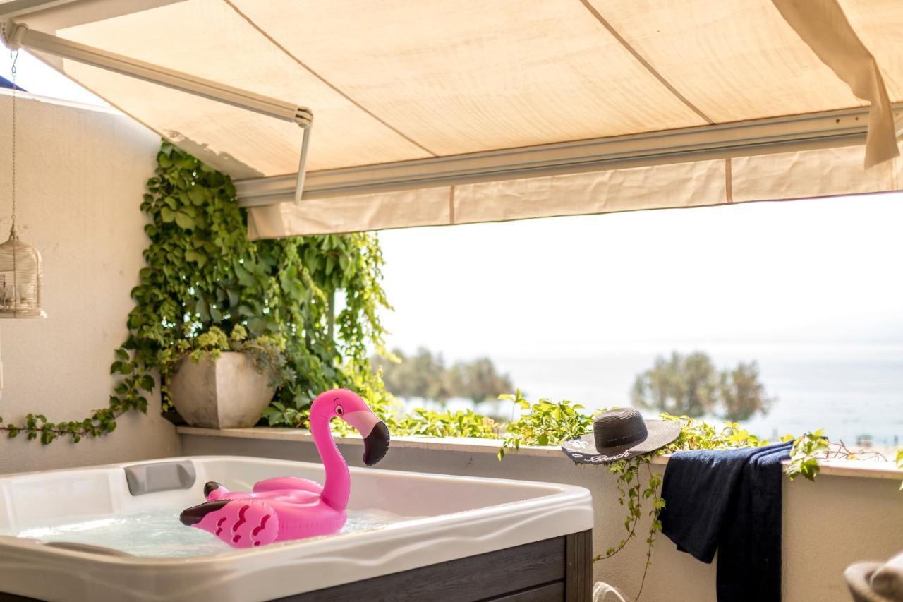 Velebis Superior Apartment - Luxurious One-Room Apartment With Jacuzzi - Prestigious Location By The Sea In The New City Center Of Znjan - Panoramic View Of The Sea And Islands - Free Garage Parking - Buralux Properties Split Buitenkant foto